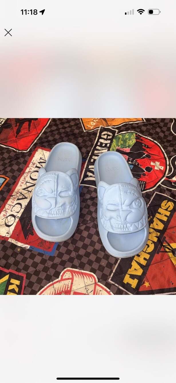 Skull Slides Light Blue